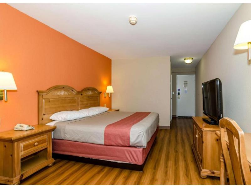 Motel 6 Newark, DE image
