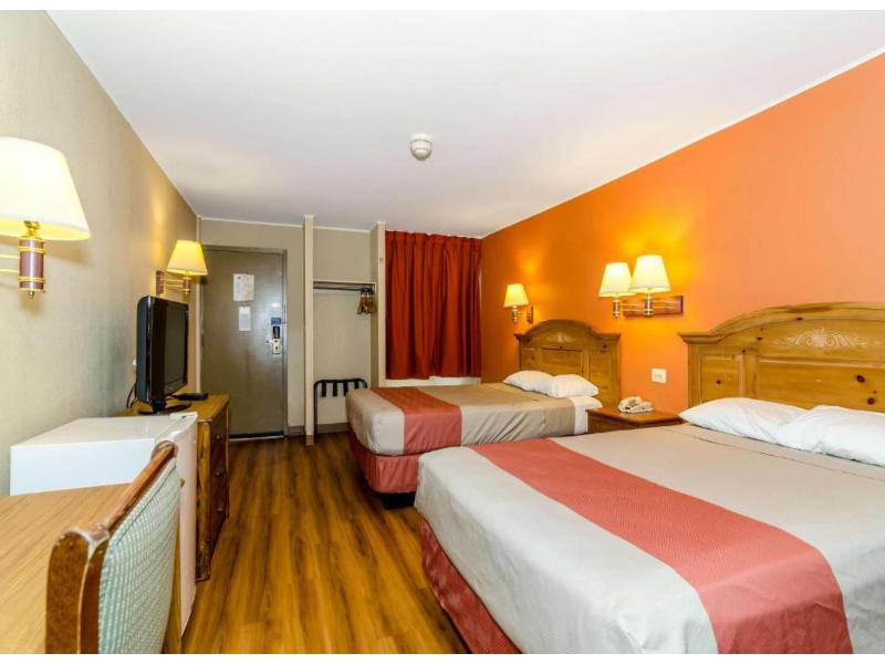 Motel 6 Newark, DE image