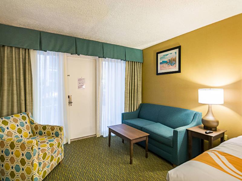 Quality Inn Oceanfront image