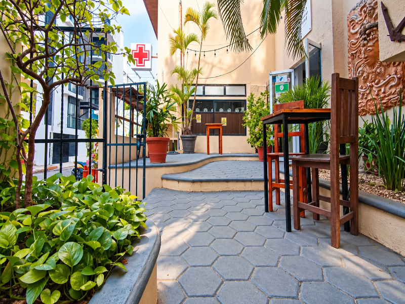 Beach House Hotel 2