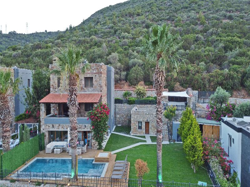 mira premium village