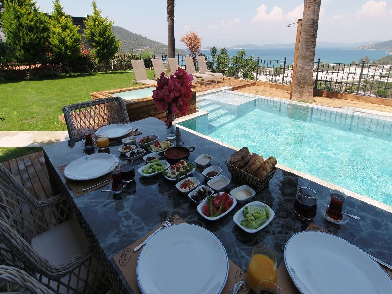 mira premium village