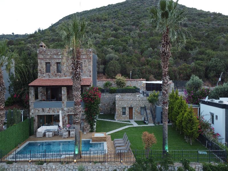 mira premium village