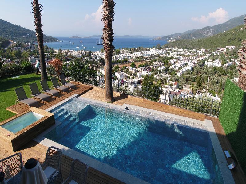 mira premium village