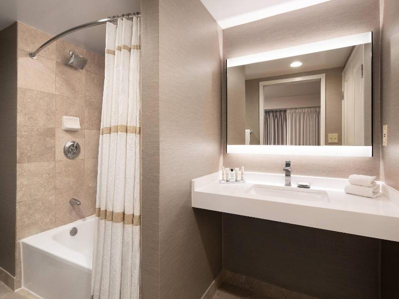 Monterey Marriott image