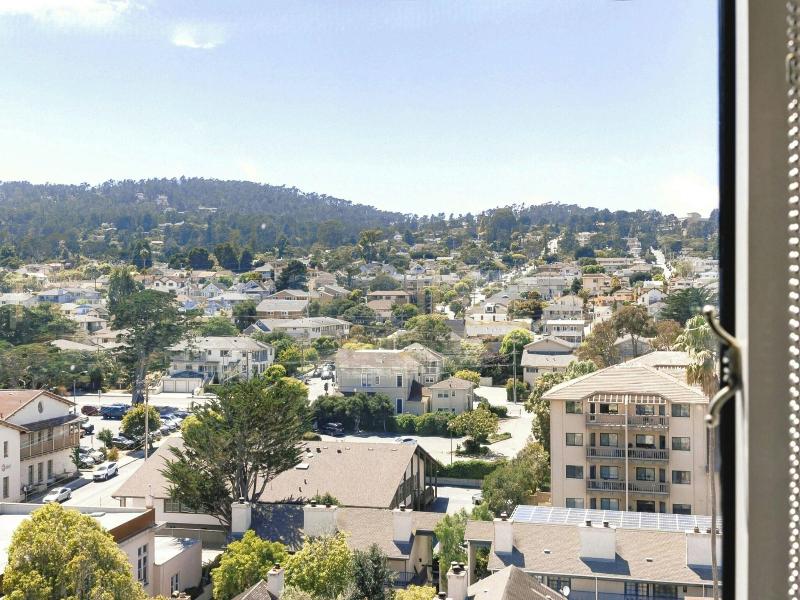 Monterey Marriott image