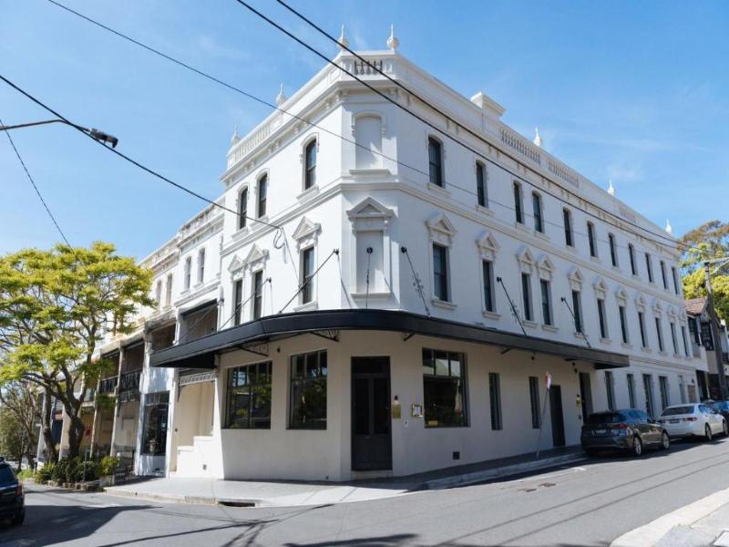 The Grand National Hotel
