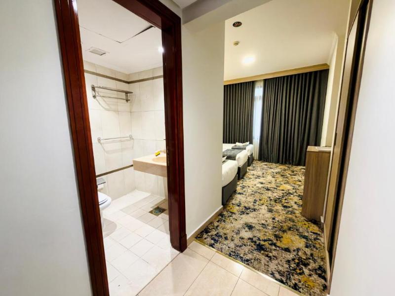 Rowaa Aldhahbiya Hotel — view