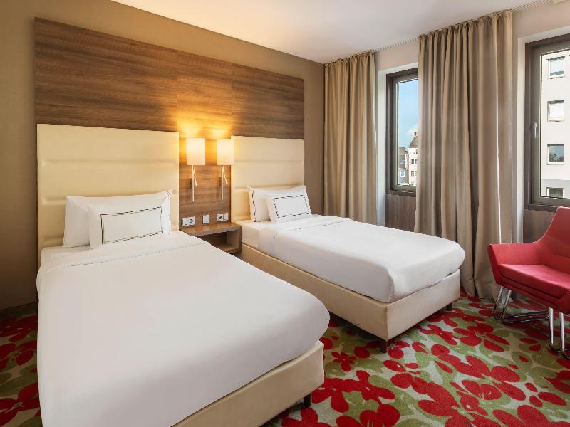 Meliá Düsseldorf image