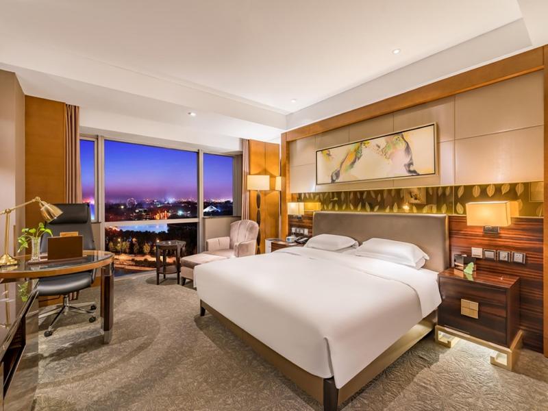 Lake View Hotel image