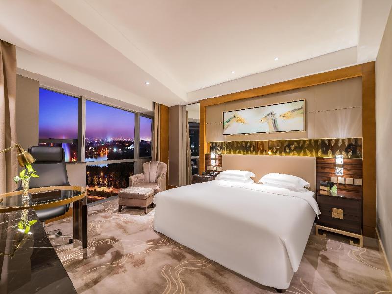 Lake View Hotel image