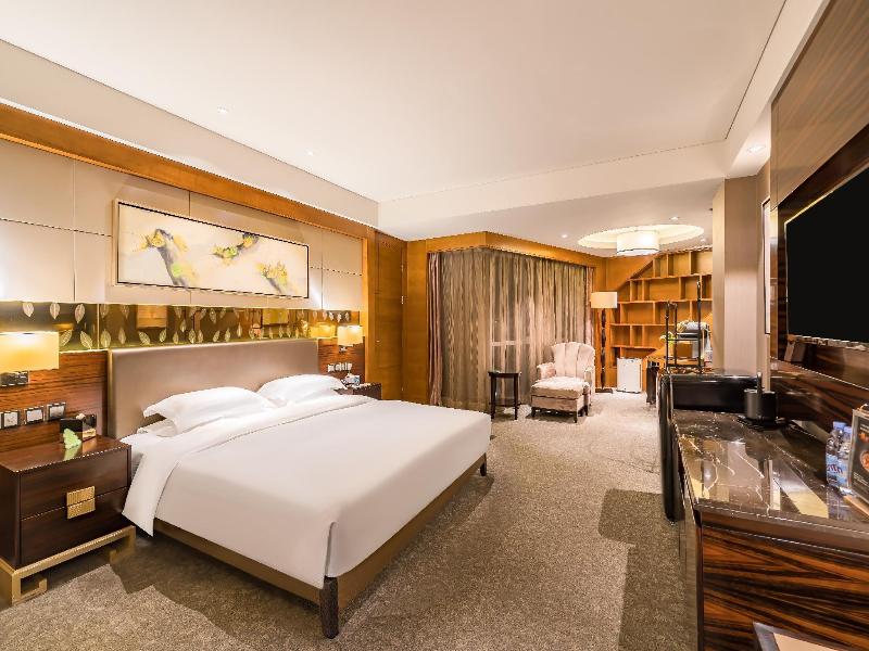Lake View Hotel image