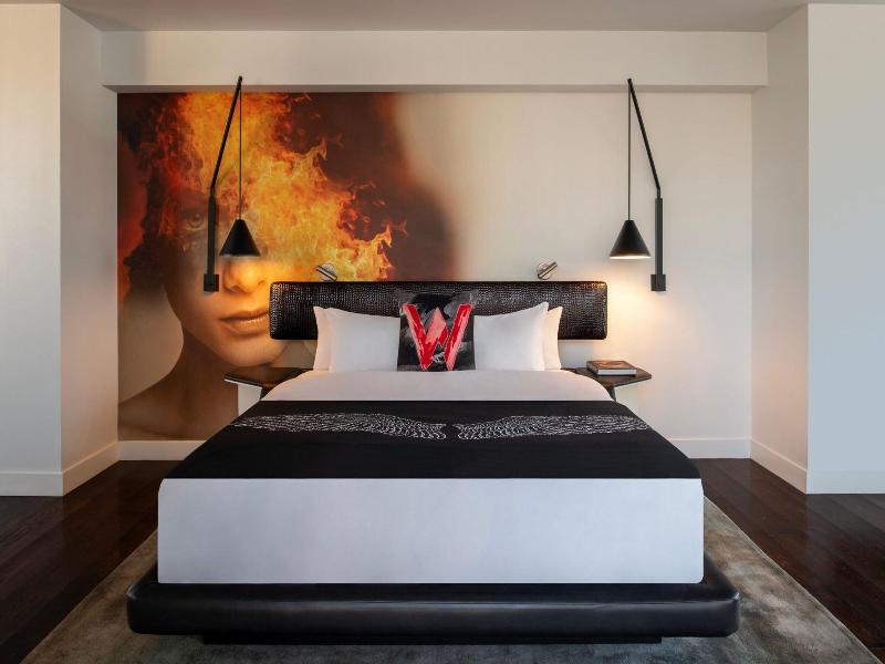 W Boston Hotel and Residences image