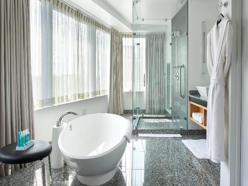 W Boston Hotel and Residences image