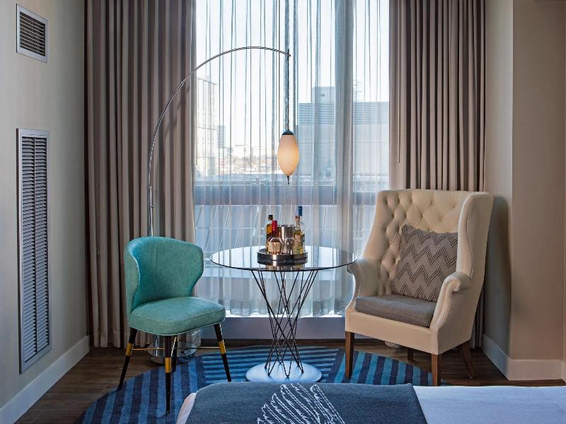 W Boston Hotel and Residences image