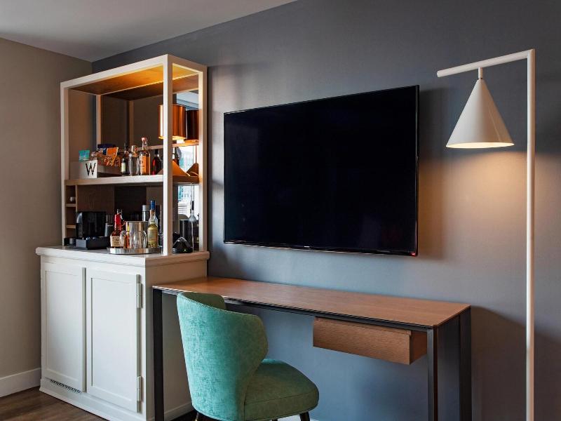 W Boston Hotel and Residences image