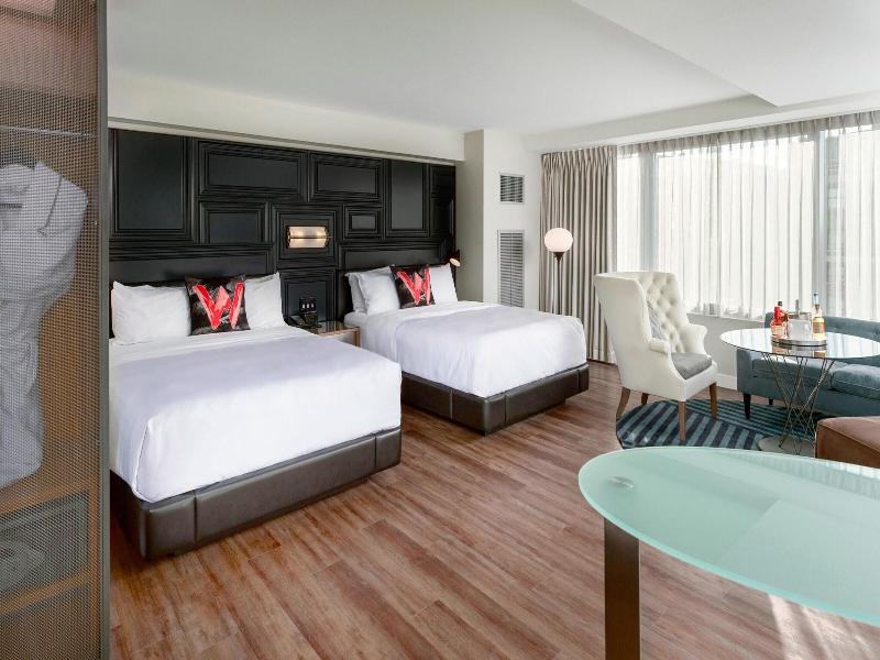 W Boston Hotel and Residences image