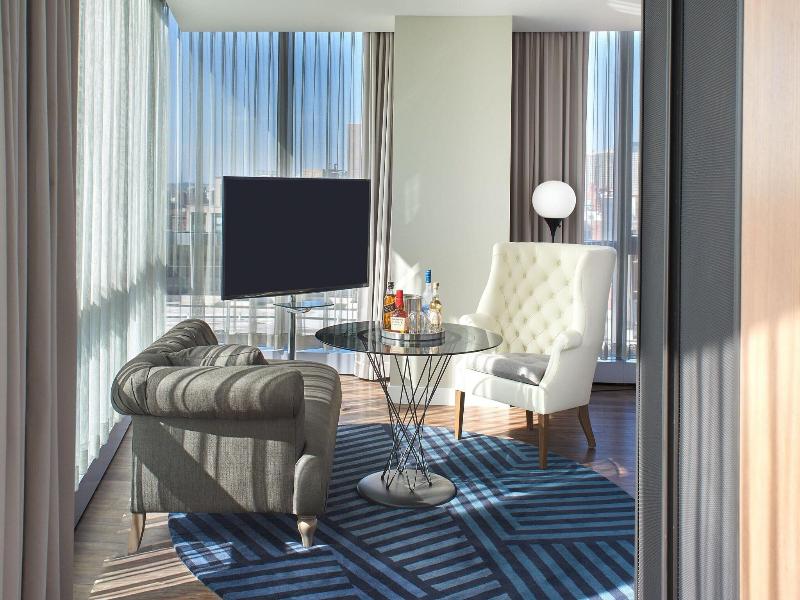 W Boston Hotel and Residences image