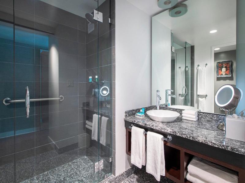W Boston Hotel and Residences image