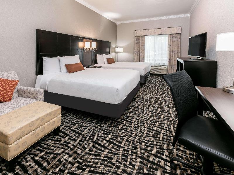 Wingate By Wyndham Dallas Love Field image