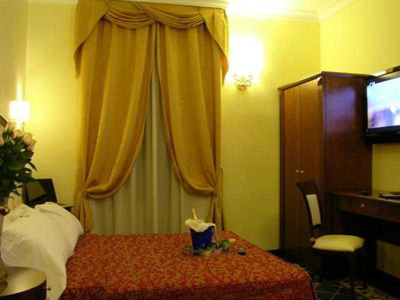 Esedra Inn Hotel