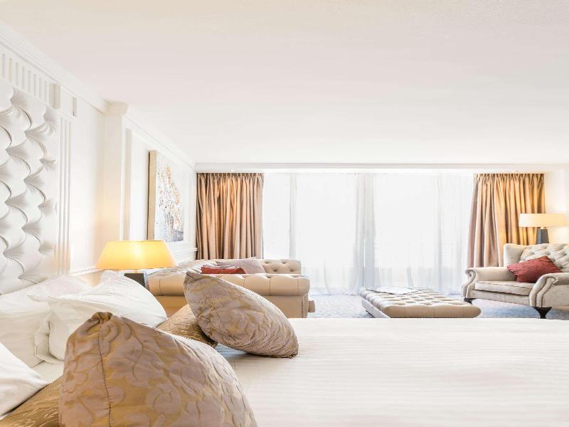 Pepperclub Hotel image