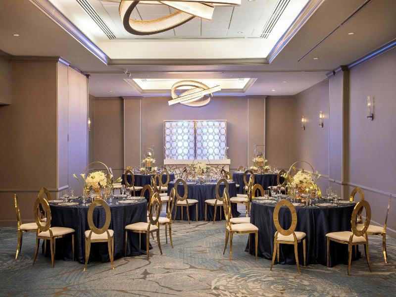 Sheraton Suites Plantation, Fort Lauderdale West image