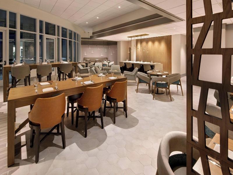 Sheraton Suites Plantation, Fort Lauderdale West image