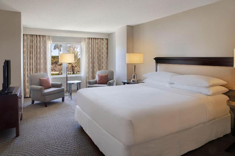 Sheraton Suites Plantation, Fort Lauderdale West image