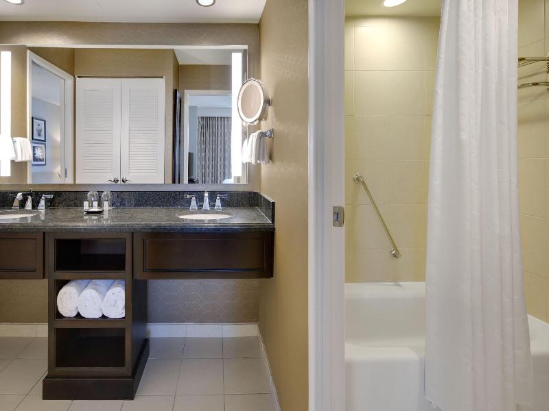 Sheraton Suites Plantation, Fort Lauderdale West image