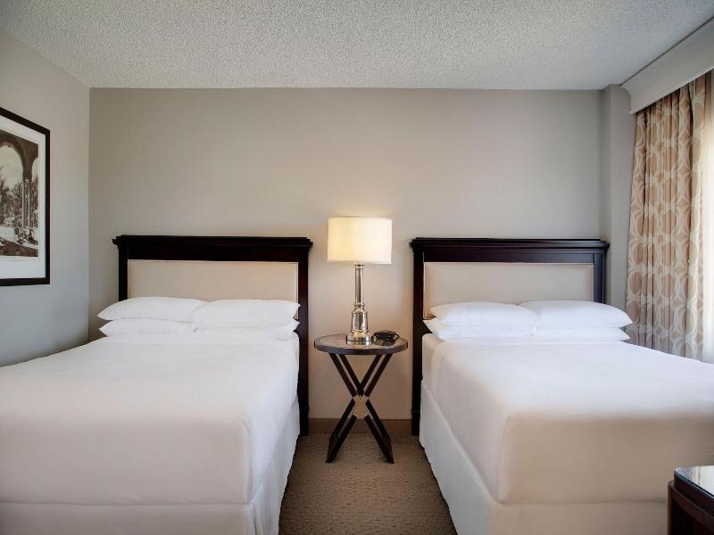 Sheraton Suites Plantation, Fort Lauderdale West image