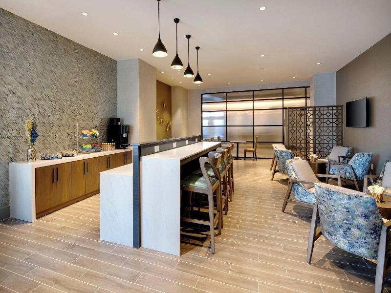 Sheraton Suites Plantation, Fort Lauderdale West image