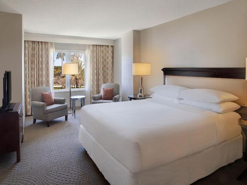Sheraton Suites Plantation, Fort Lauderdale West image