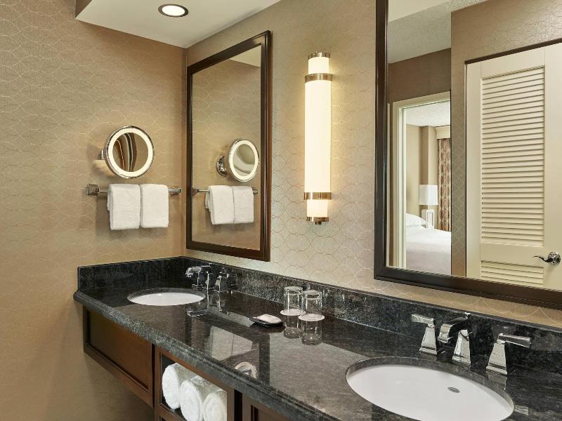 Sheraton Suites Plantation, Fort Lauderdale West image