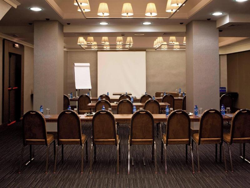 AC Madrid Carlton image