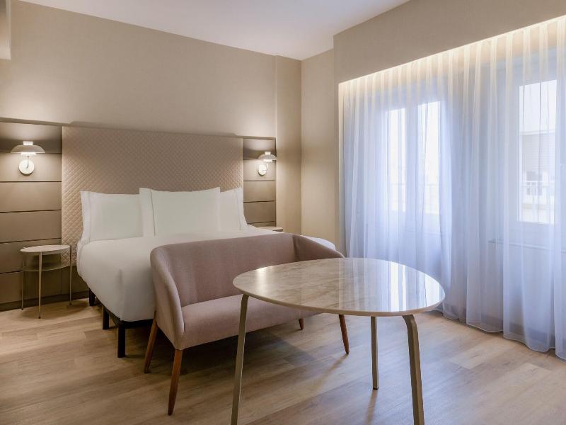AC Madrid Carlton image