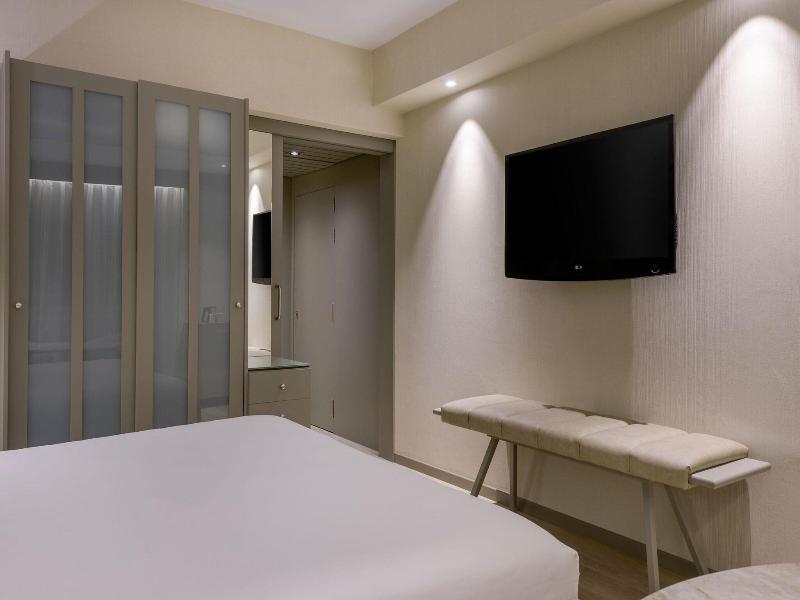 AC Madrid Carlton image