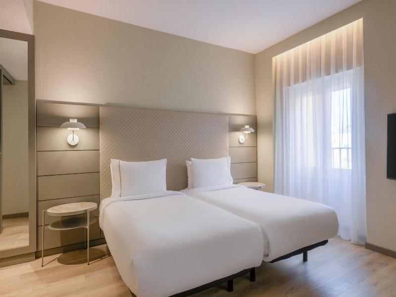 AC Madrid Carlton image