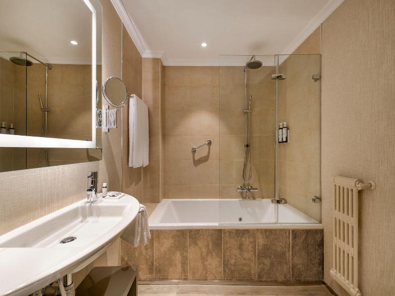 AC Madrid Carlton image