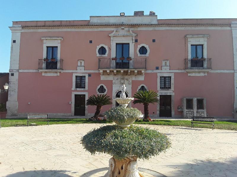 Lady Lusya Hotel image