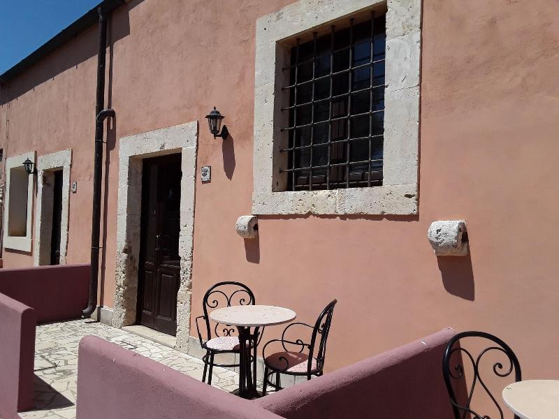 Lady Lusya Hotel image