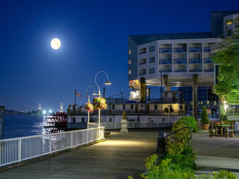 Inn At The Quay image