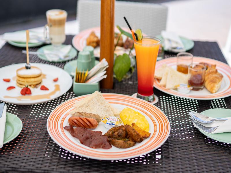 HARRIS Hotel and Residences Riverview Kuta - Bali image