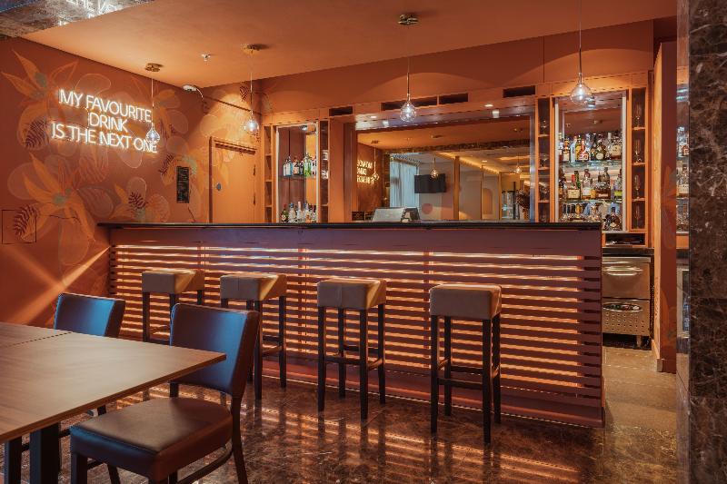 Pestana Chelsea Bridge Hotel & Spa image