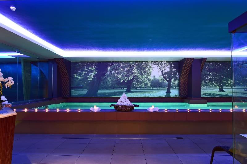 Pestana Chelsea Bridge Hotel & Spa image