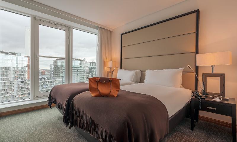 Pestana Chelsea Bridge Hotel & Spa image
