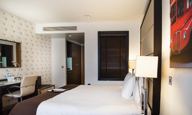 Pestana Chelsea Bridge Hotel & Spa image