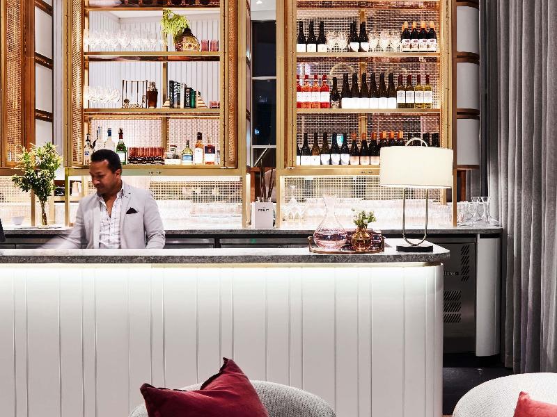 Novotel Sydney Darling Square image