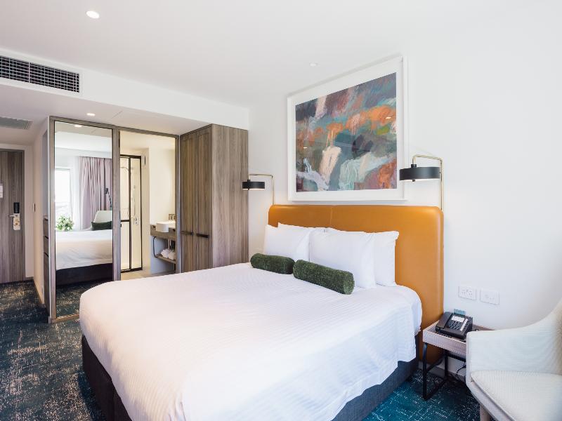 Novotel Sydney Darling Square image