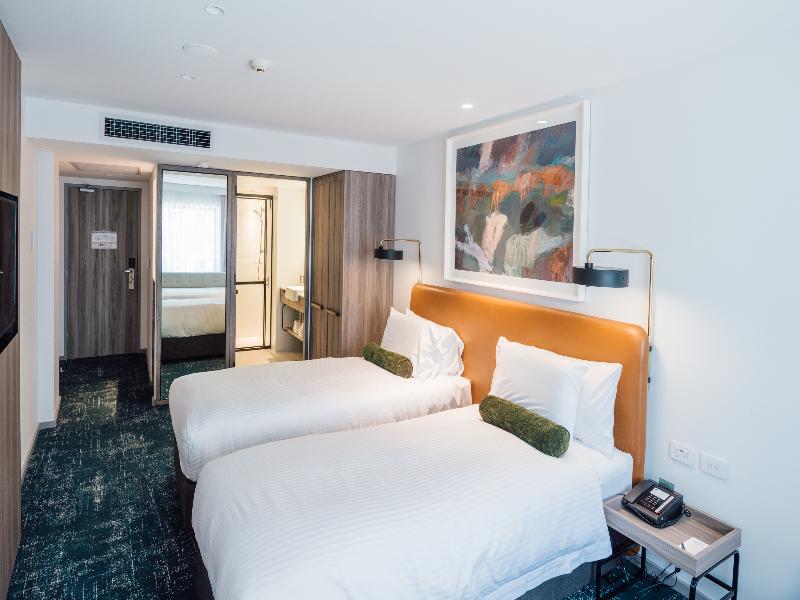 Novotel Sydney Darling Square image